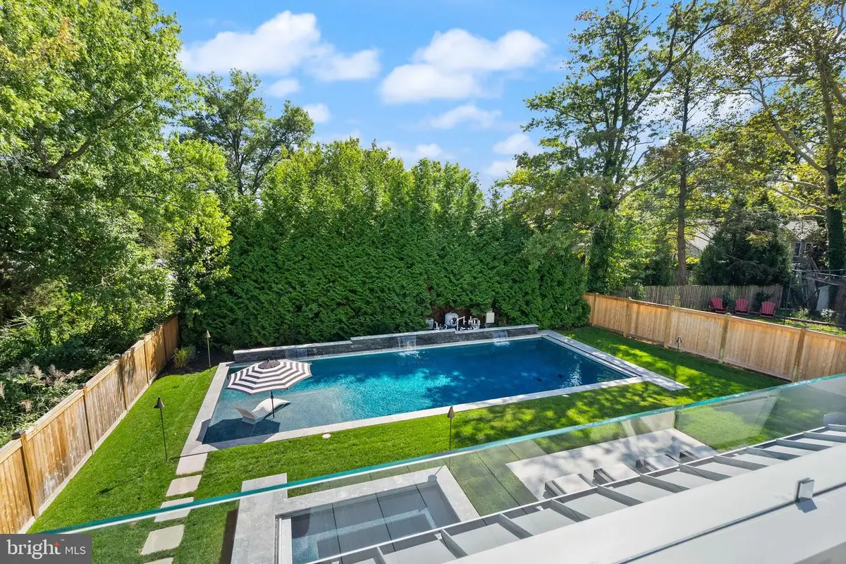 6032 28th St N, Arlington, VA 22207 - #1