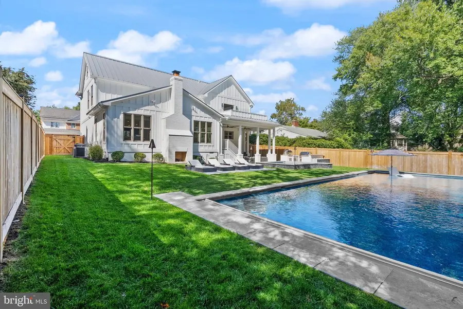 6032 28th St N, Arlington, VA 22207 - #2