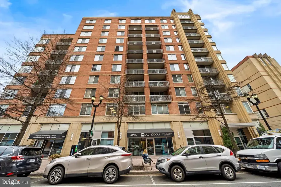 1020 N Highland St #907, Arlington, VA 22201 - #2