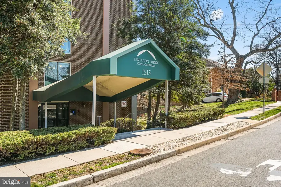 1515 S Arlington Ridge Rd #703, Arlington, VA 22202 - #3