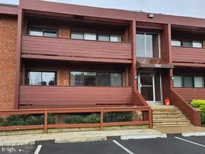 1521 S George Mason Dr #20, Arlington, VA 22204 - #2