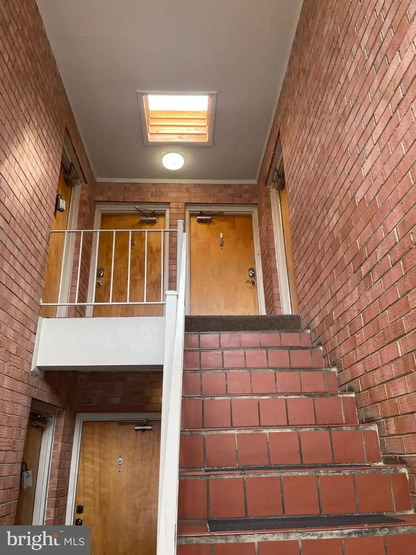 1521 S George Mason Dr #20, Arlington, VA 22204 - #3