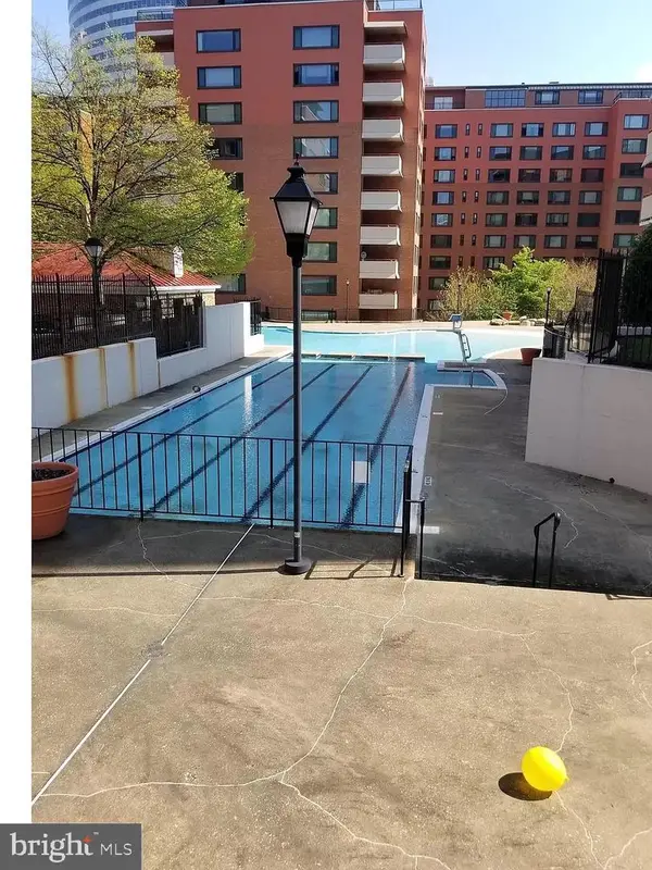 1011 Arlington Blvd #517, ARLINGTON, VA 22209