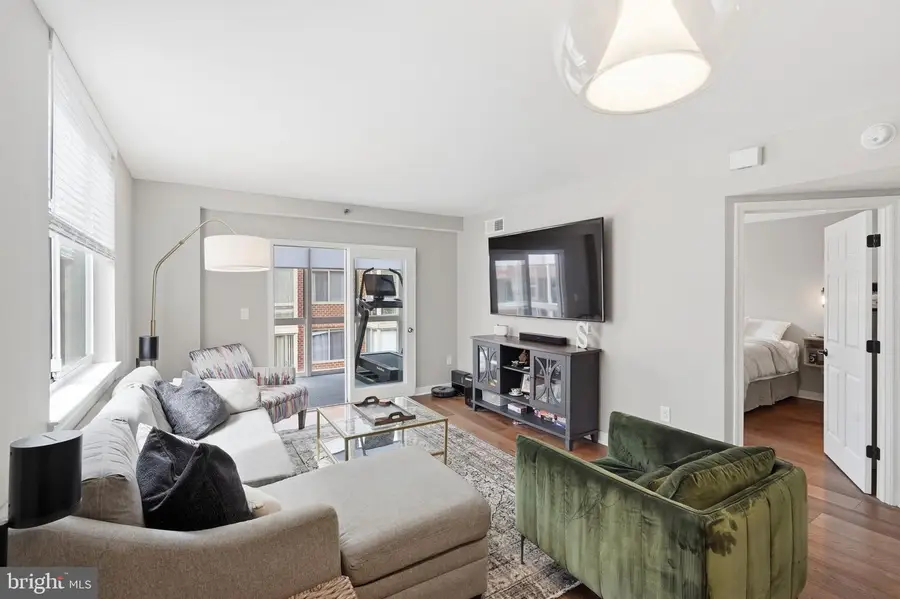 1050 N Taylor St #1-601, Arlington, VA 22201 - #2