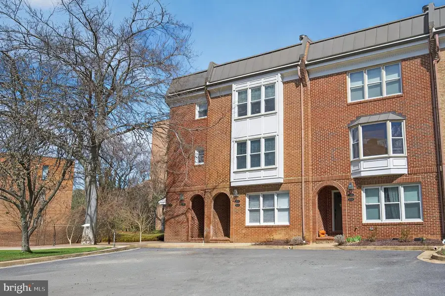 1505 12th #a, Arlington, VA 22209 - #2