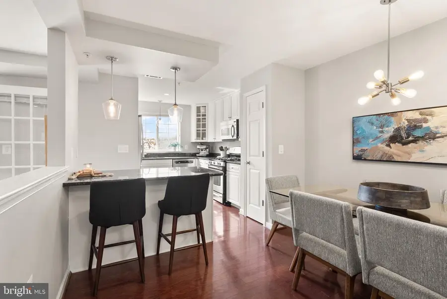 4065 S Four Mile Run Dr #302, Arlington, VA 22204 - #3