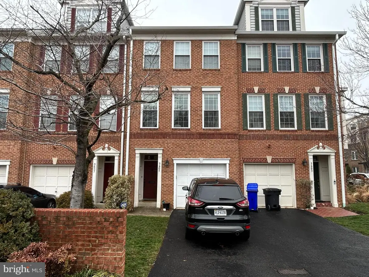 3605 12th St S, Arlington, VA 22204 - #1