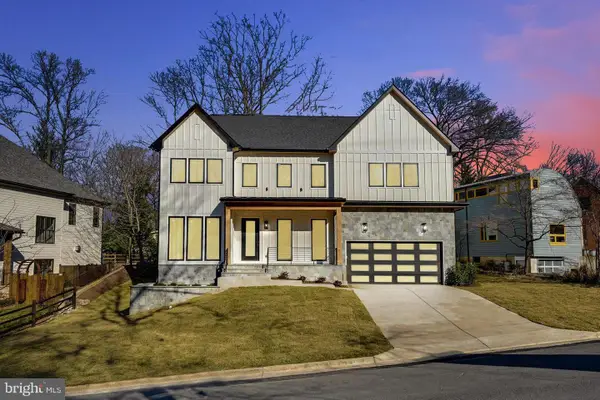 3830 30th Rd N, ARLINGTON, VA 22207