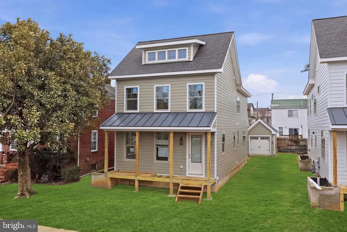 1306 S Poe St, Arlington, VA 22204 - #1