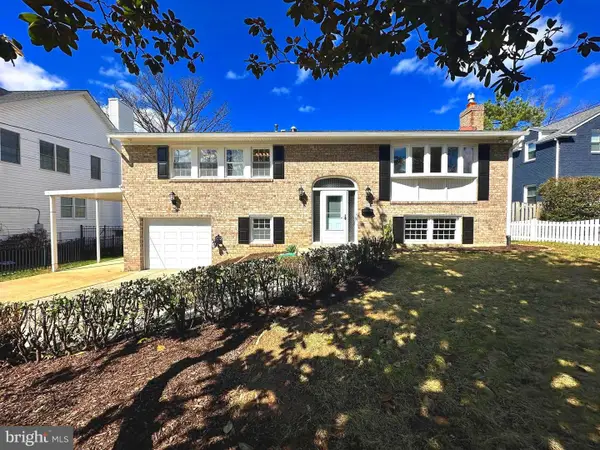 306 S Pershing Dr, ARLINGTON, VA 22204