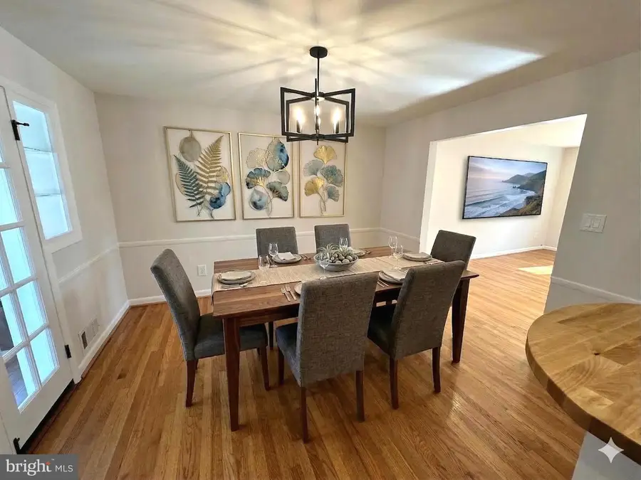 306 S Pershing Dr, Arlington, VA 22204 - #3