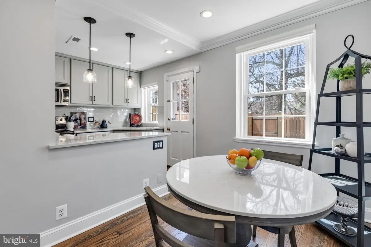 2906 S Buchanan St, Arlington, VA 22206 - #1