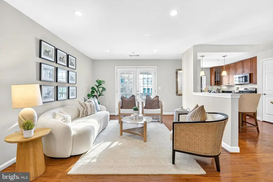 4113 S Four Mile Run Dr #404, Arlington, VA 22204 - #3