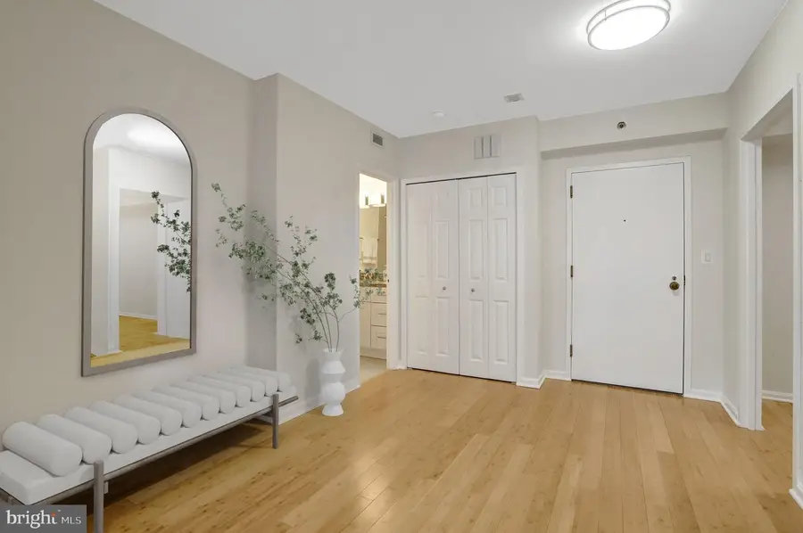 1805 Crystal Dr #1014s, Arlington, VA 22202 - #3