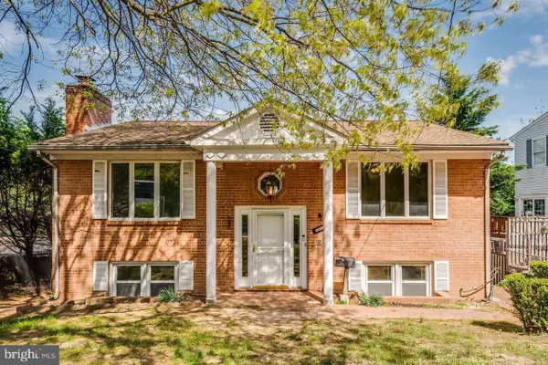 1911 S Kenmore St, ARLINGTON, VA 22204