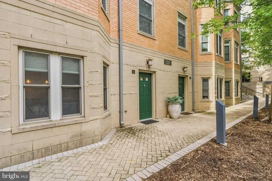 2203 12th Ct N #34, Arlington, VA 22201 - #2