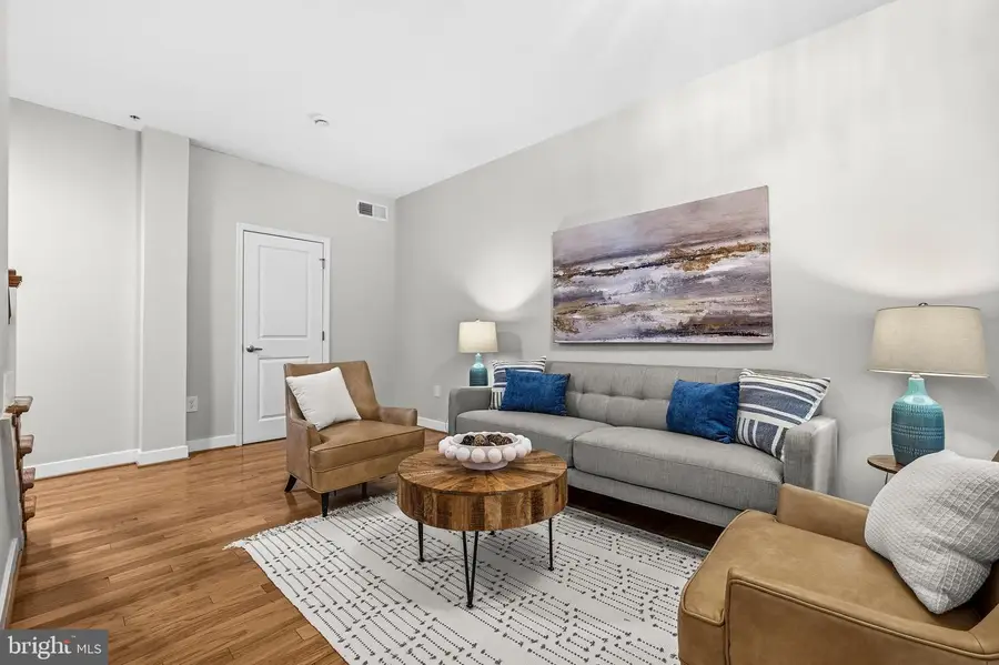 2203 12th Ct N #34, Arlington, VA 22201 - #3