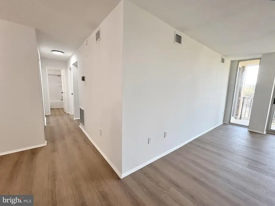 4600 S Four Mile Run Dr #627, Arlington, VA 22204 - #3