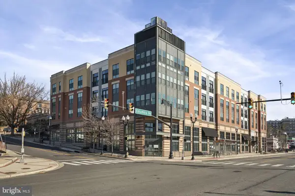 989 S Buchanan St #312, ARLINGTON, VA 22204