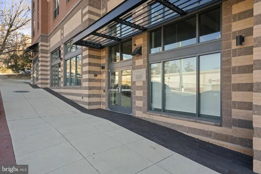 989 S Buchanan St #312, Arlington, VA 22204 - #2