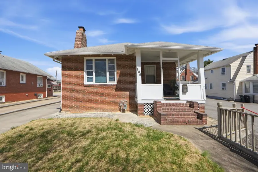 505 24th St S, Arlington, VA 22202 - #3