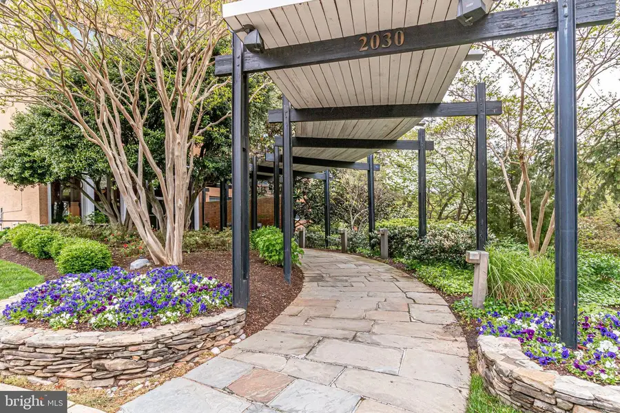 2030 N Adams St #1112, Arlington, VA 22201 - #2