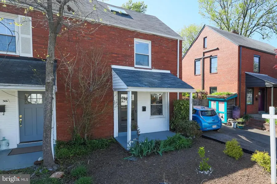 304 S Veitch St, Arlington, VA 22204 - #3