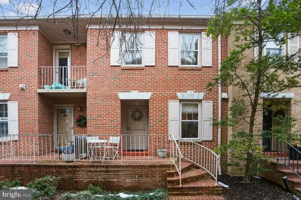 1003-b N Daniel St, ARLINGTON, VA 22201