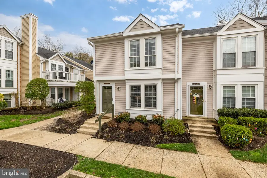 2433 S Walter Reed Dr #18-1, Arlington, VA 22206 - #2