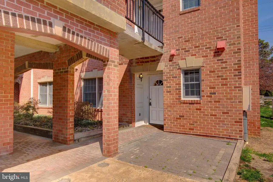 6908 Fairfax Dr #100, Arlington, VA 22213 - #2