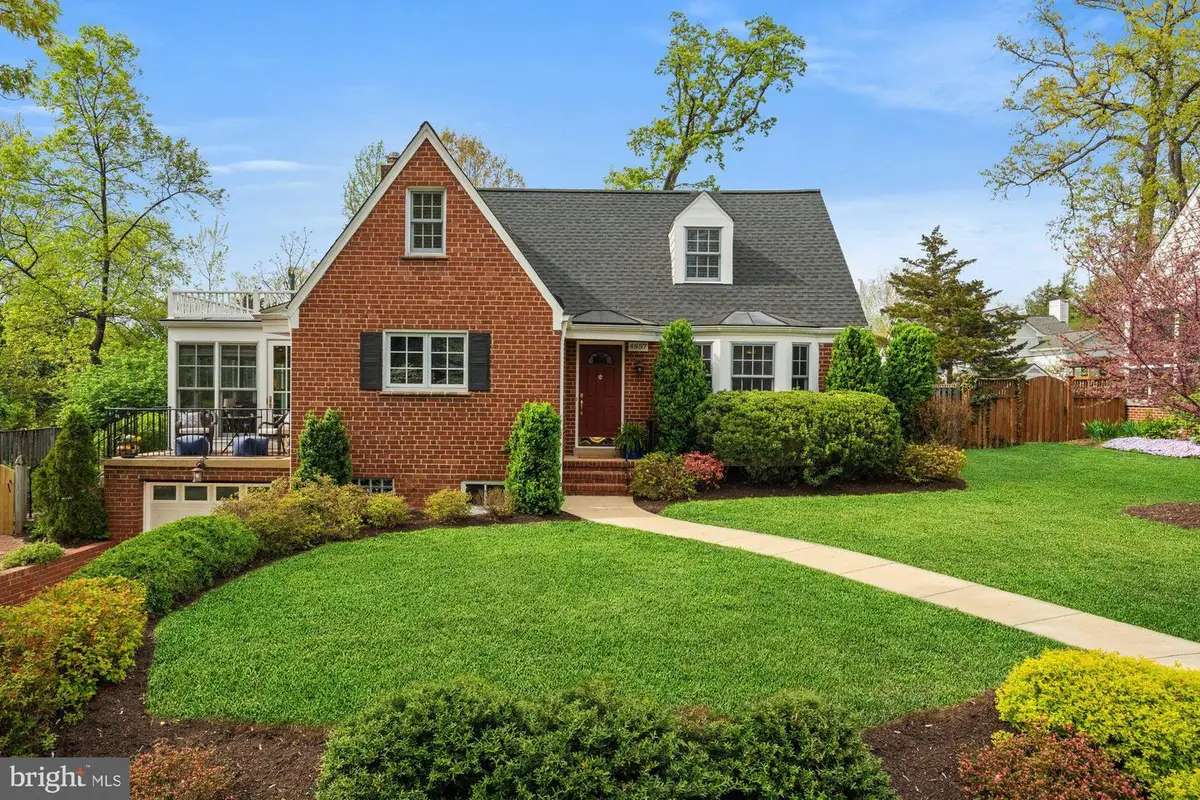 4857 Yorktown Blvd, Arlington, VA 22207 - #1