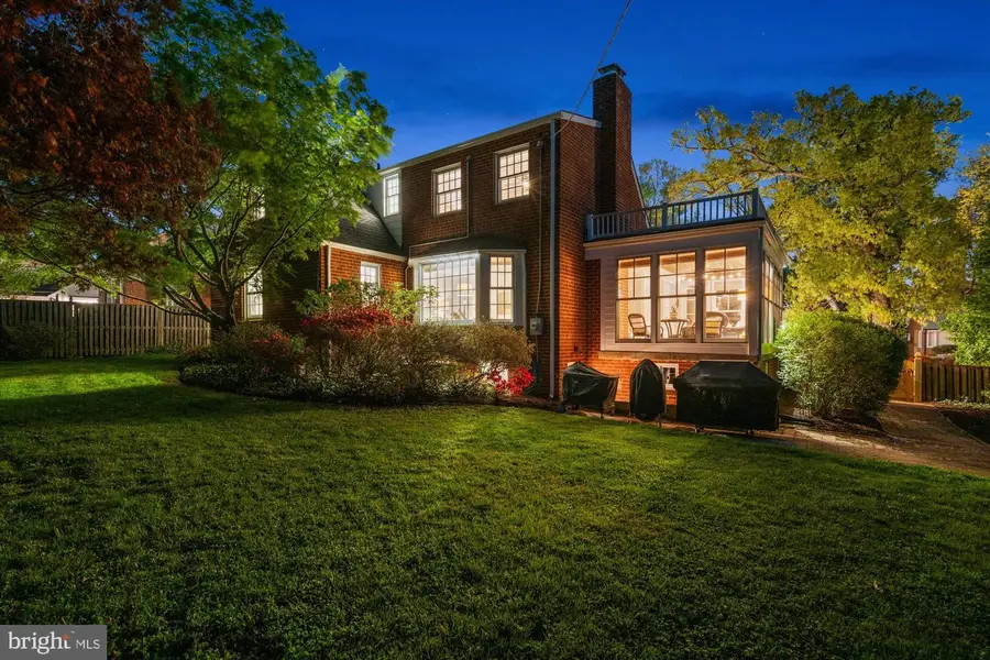 4857 Yorktown Blvd, Arlington, VA 22207 - #3