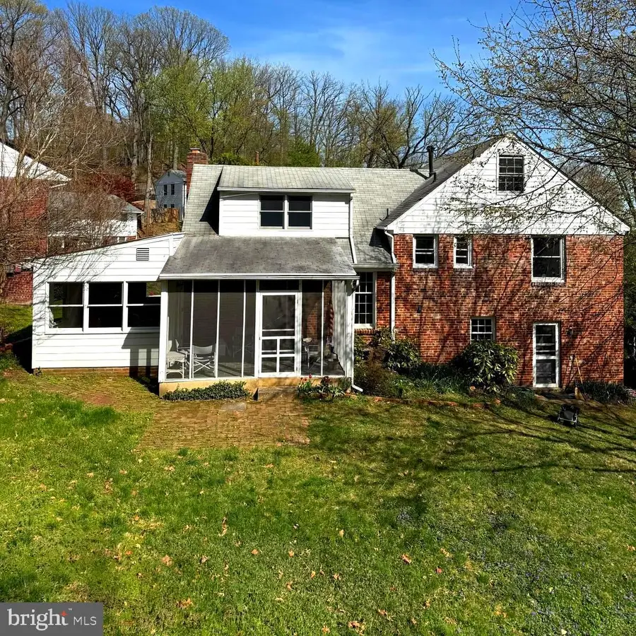 3004 S Hill St, Arlington, VA 22202 - #2