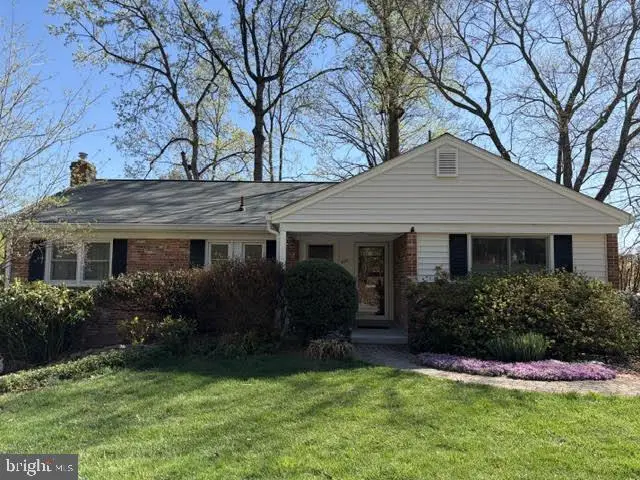 555 N Livingston St, Arlington, VA 22203 - #1