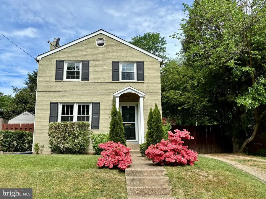 1861 S George Mason Dr, Arlington, VA 22204 - #3