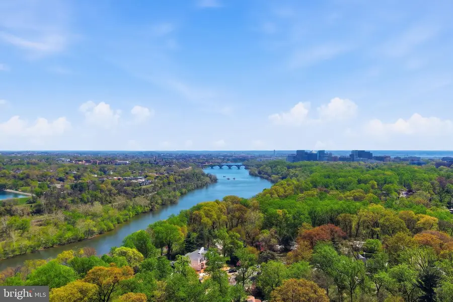 2723 N Oakland St, Arlington, VA 22207 - #2