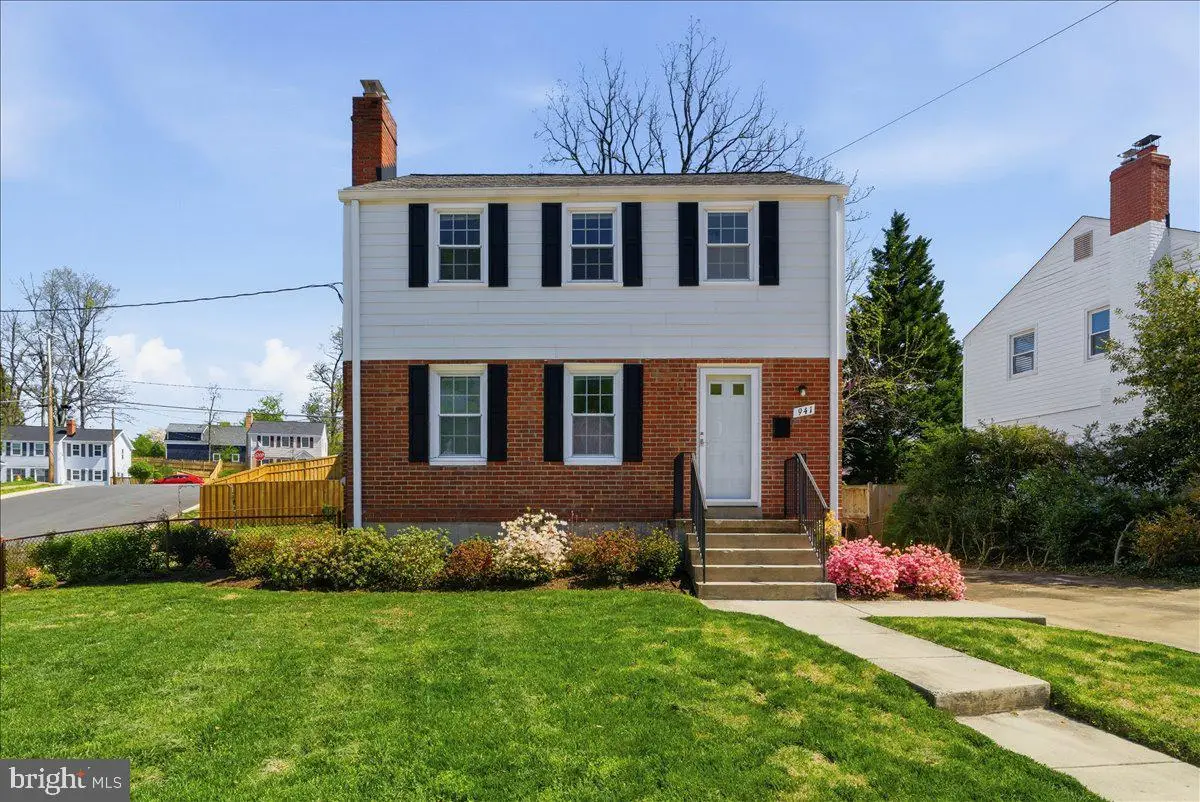 941 Patrick Henry Dr, Arlington, VA 22205 - #1