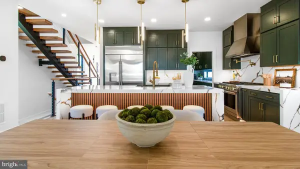 2025 N Emerson St, ARLINGTON, VA 22207