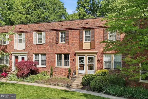 1414 S Barton St S #453, ARLINGTON, VA 22204