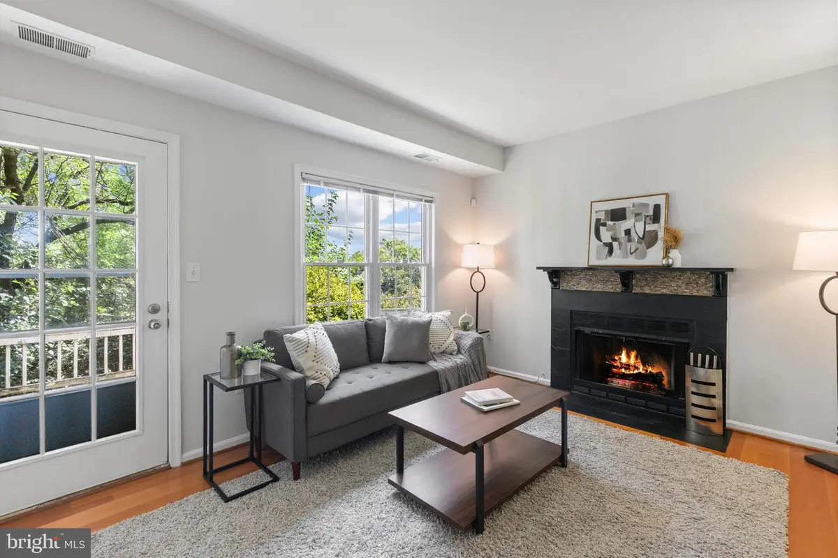 2811 S Woodrow St #a, Arlington, VA 22206 - #1