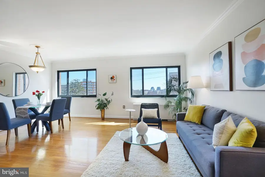 1300 S Arlington Ridge Rd #718, Arlington, VA 22202 - #2