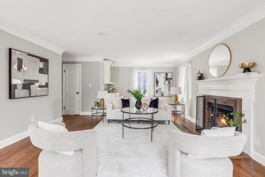 2400 S Arlington Ridge Rd, Arlington, VA 22202 - #2