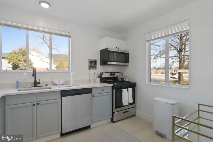 4206 Washington Blvd, Arlington, VA 22201 - #3