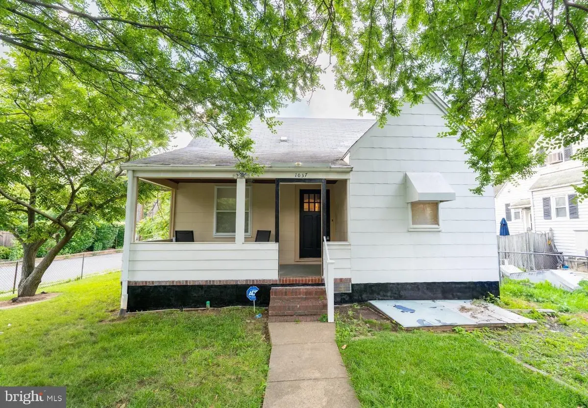 1037 16th St S, Arlington, VA 22202 - #1