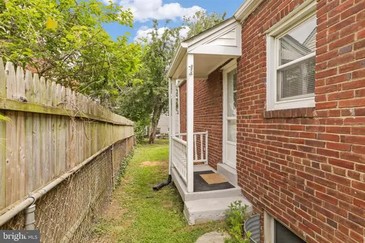 1607 13th St S, Arlington, VA 22204 - #3