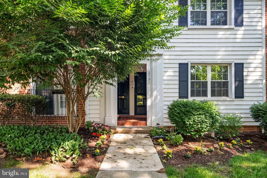 2731 S Walter Reed Dr #c, Arlington, VA 22206 - #3