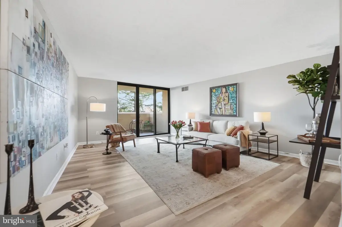 1101 S Arlington Ridge #305, Arlington, VA 22202 - #1