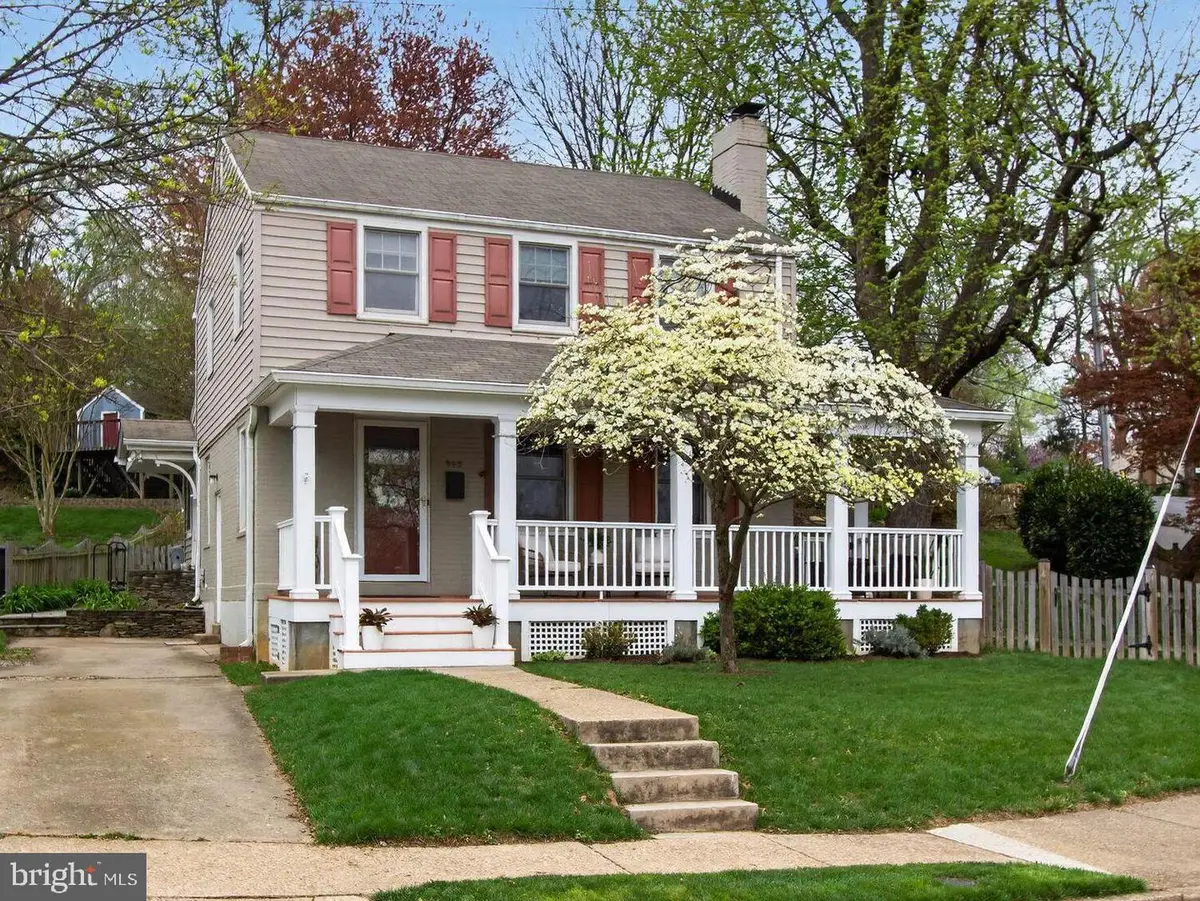 942 N Longfellow St, Arlington, VA 22205 - #1