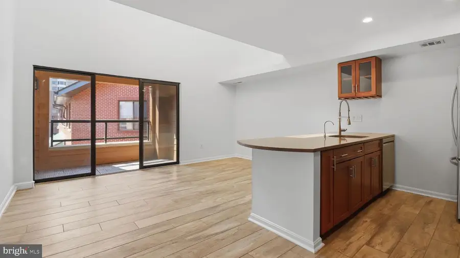 1029 N Stuart St #705, Arlington, VA 22201 - #2