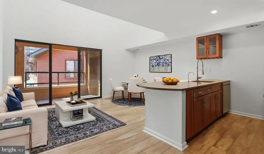 1029 N Stuart St #705, Arlington, VA 22201 - #3